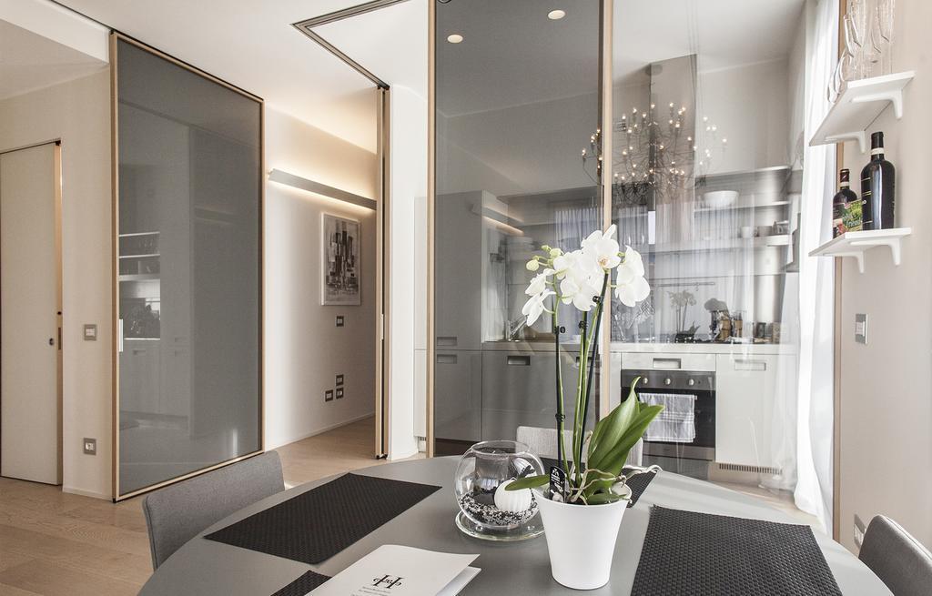 Hemeras Boutique Homes - Design Flats Near The City Center Милан Экстерьер фото