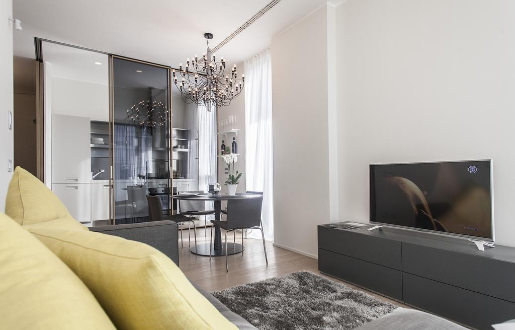 Hemeras Boutique Homes - Design Flats Near The City Center Милан Экстерьер фото