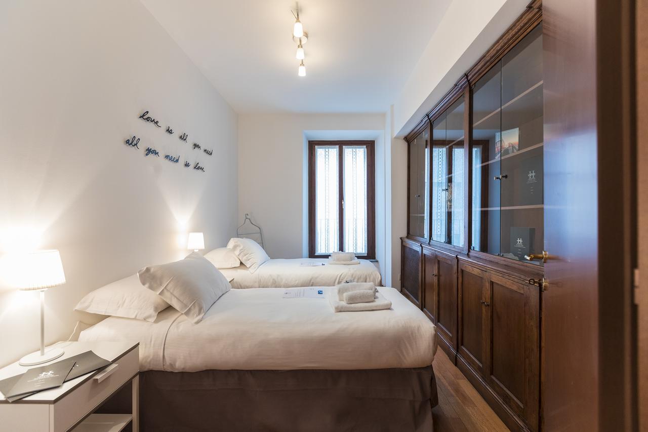 Hemeras Boutique Homes - Design Flats Near The City Center Милан Экстерьер фото